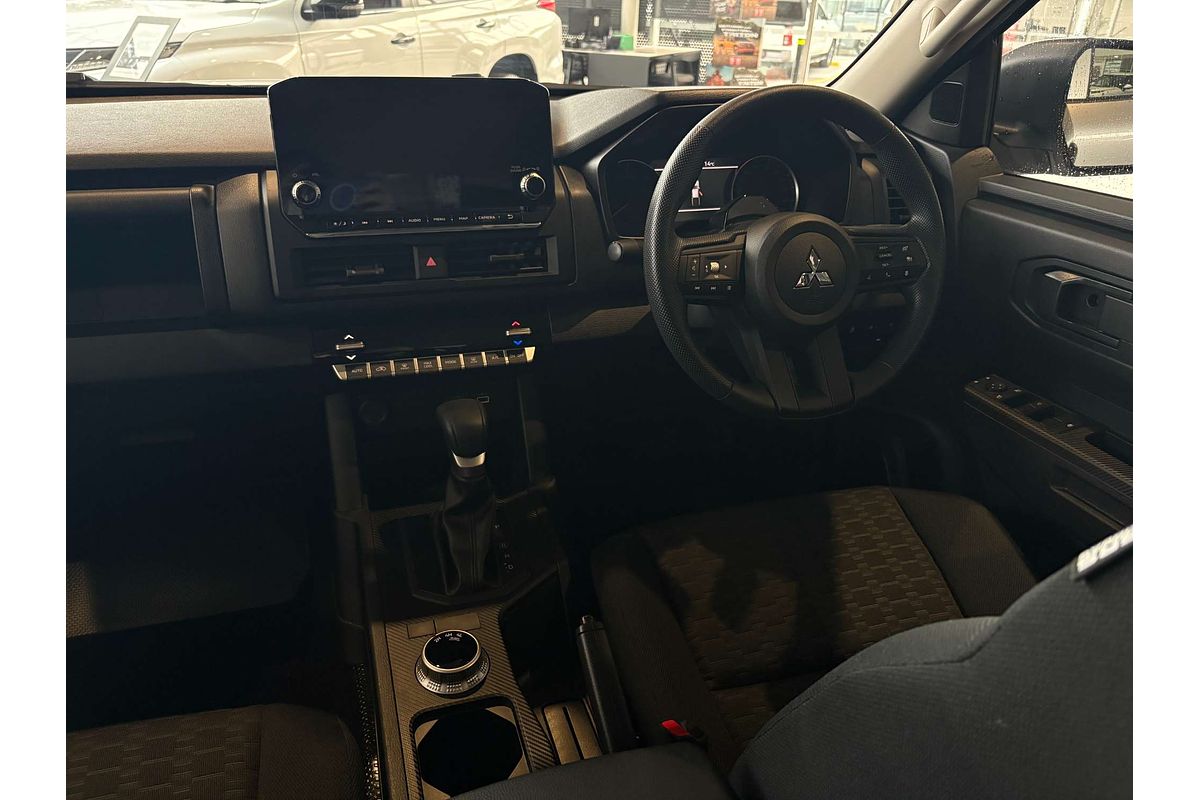 2024 Mitsubishi Triton GLX MV 4X4