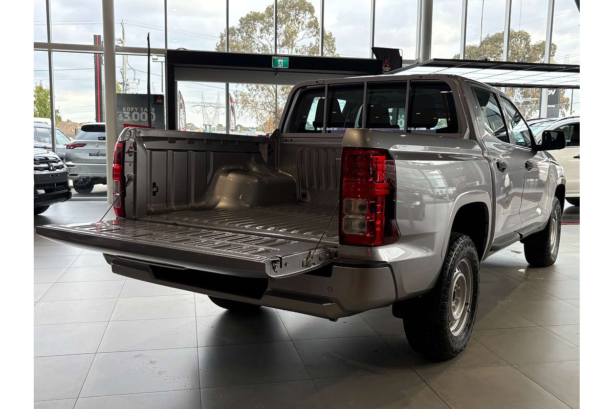 2024 Mitsubishi Triton GLX MV 4X4