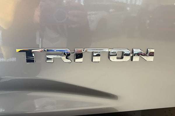 2024 Mitsubishi Triton GLX MV 4X4