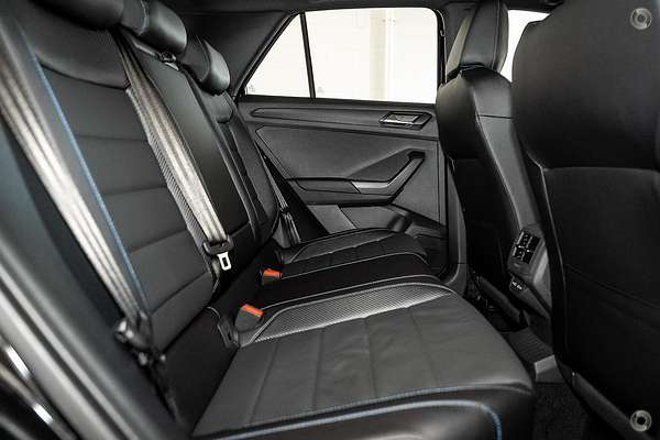 2025 Volkswagen T-Roc R D11
