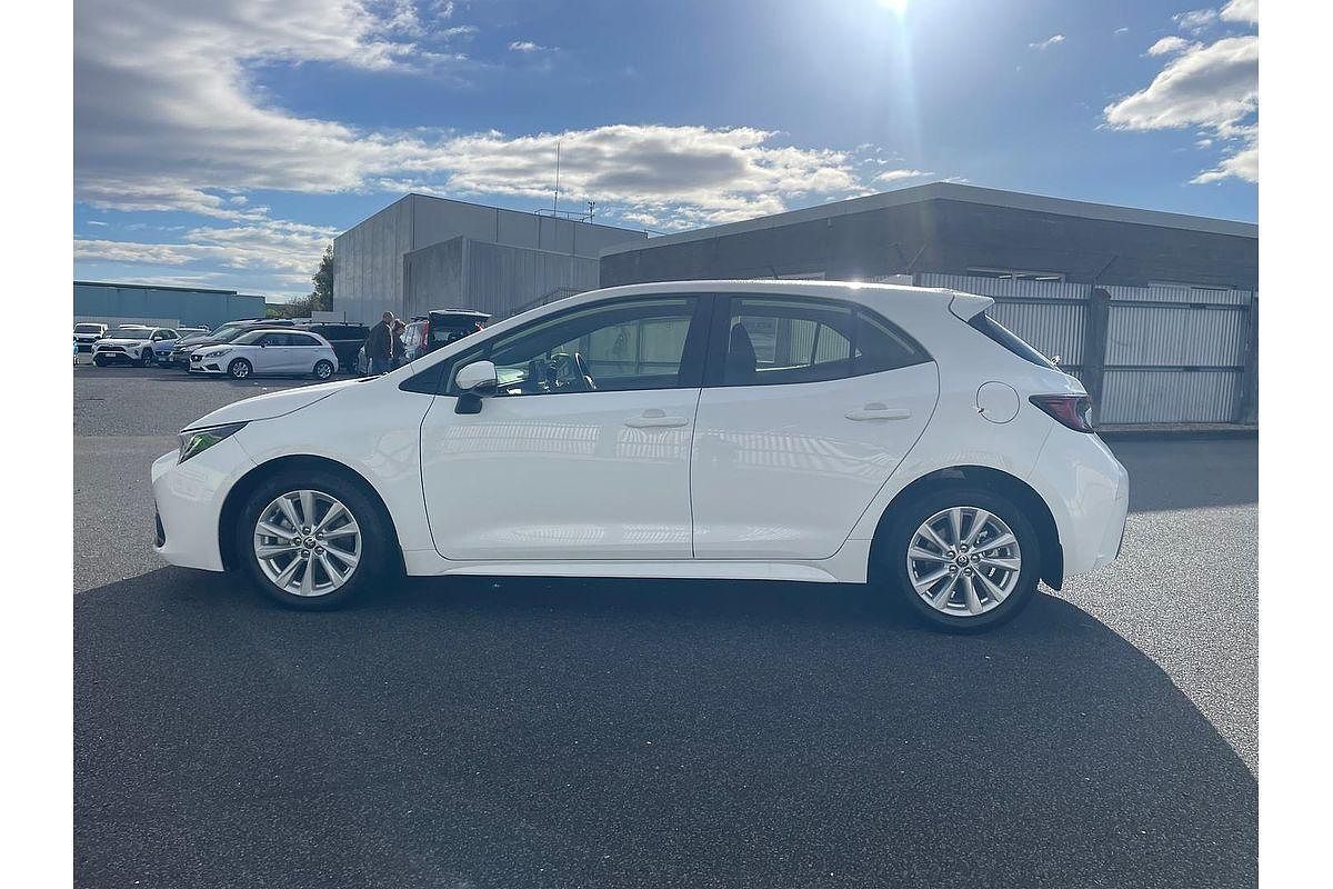 2022 Toyota Corolla Ascent Sport MZEA12R