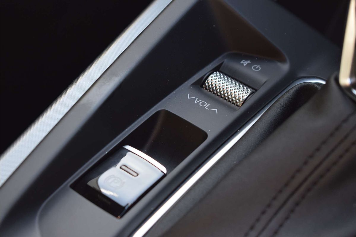 2023 Alfa Romeo Tonale Veloce Plug-In Hybrid