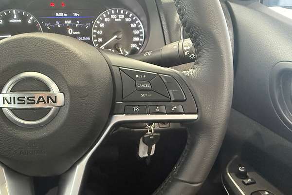 2021 Nissan Navara ST D23 4X4