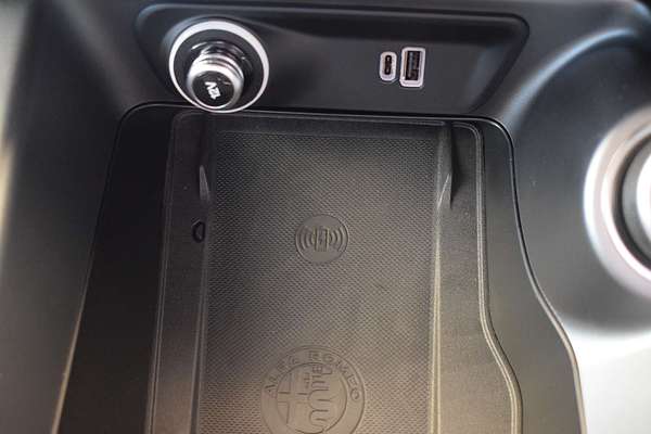 2023 Alfa Romeo Tonale Veloce Plug-In Hybrid