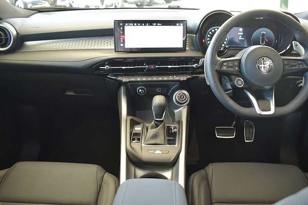 2023 Alfa Romeo Tonale Veloce Plug-In Hybrid