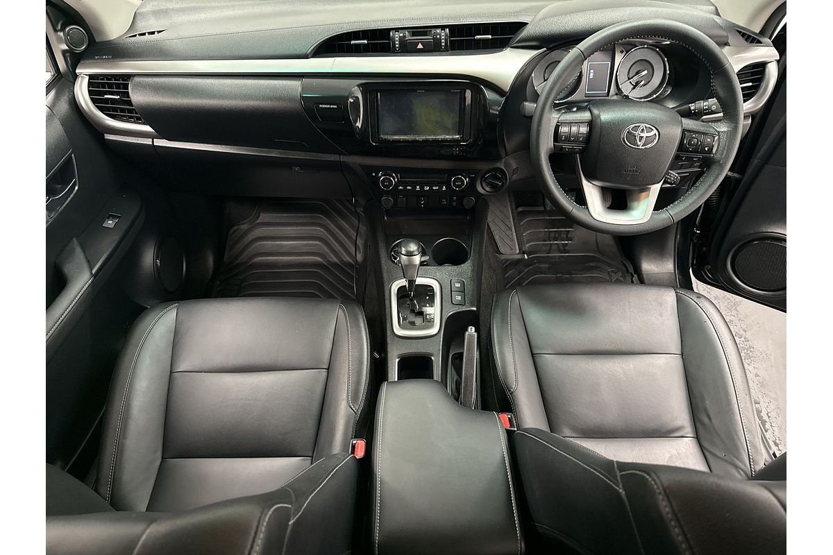 2021 Toyota Hilux SR5 GUN126R 4X4