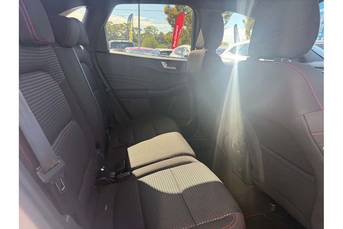 2022 Ford Escape ST-Line ZH