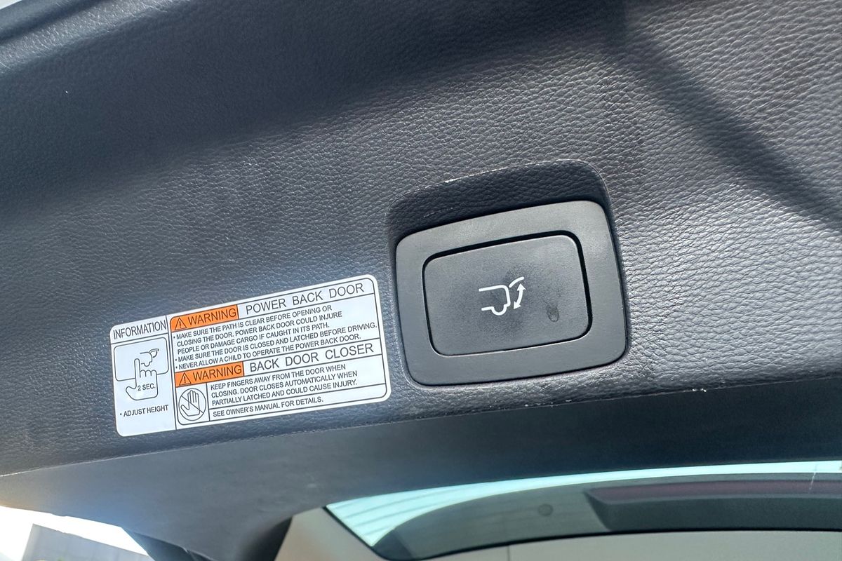 2022 LDV D90 Executive SV9A