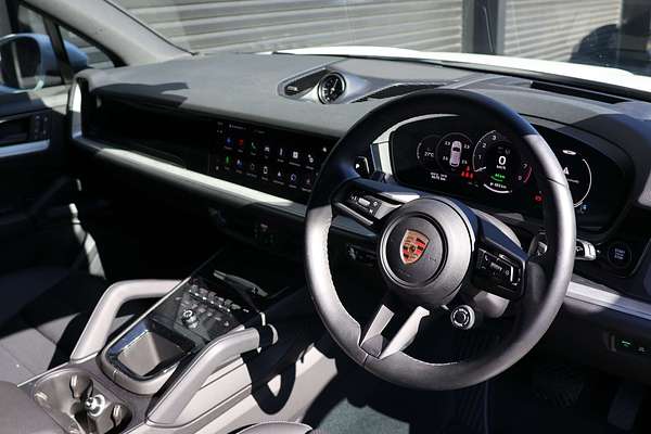 2023 Porsche Cayenne E-Hybrid 9YA II