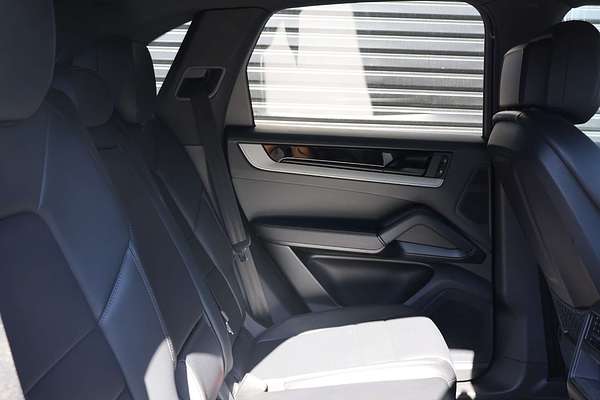 2023 Porsche Cayenne E-Hybrid 9YA II