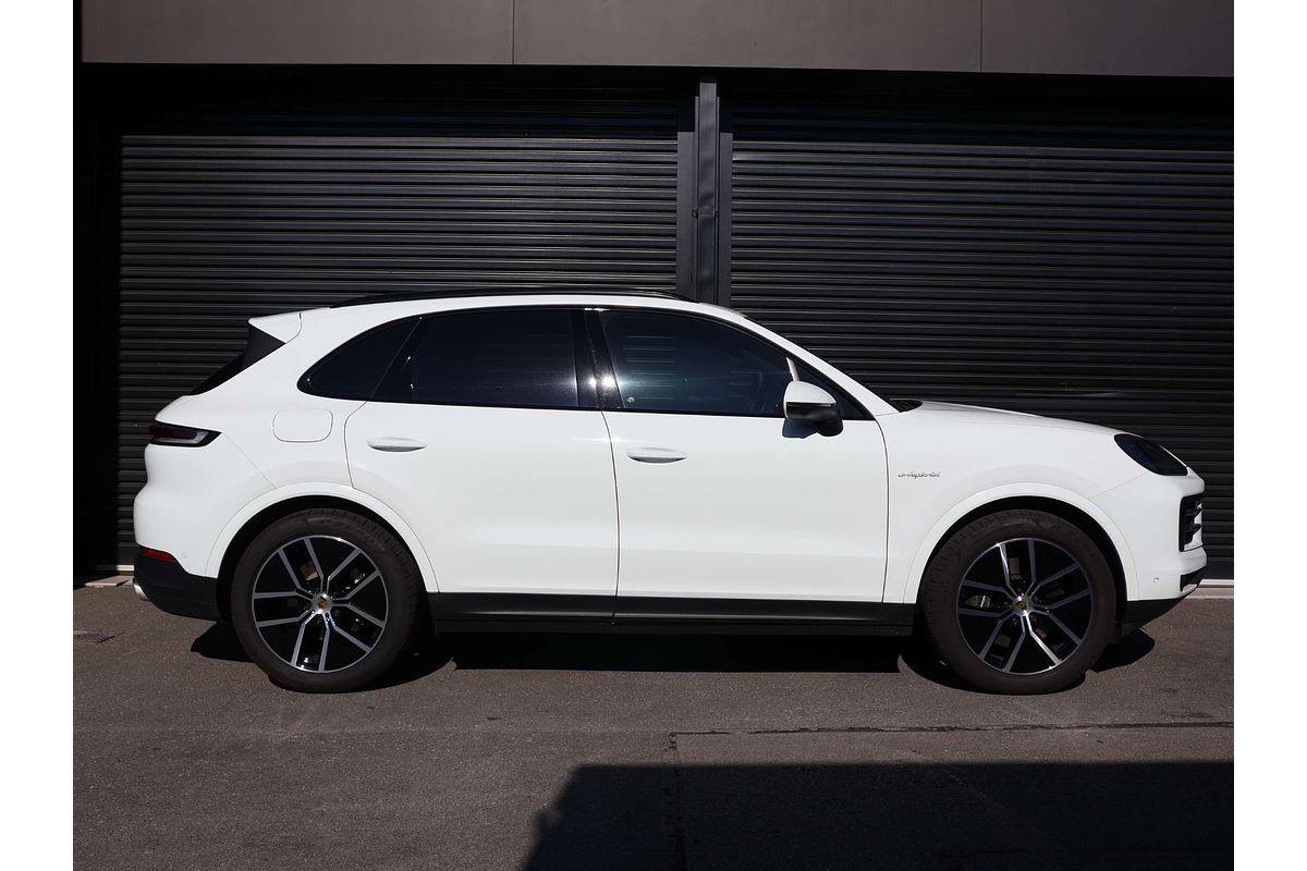 2023 Porsche Cayenne E-Hybrid 9YA II