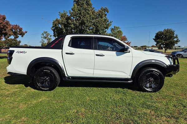 2022 Isuzu D-MAX X-TERRAIN 4X4