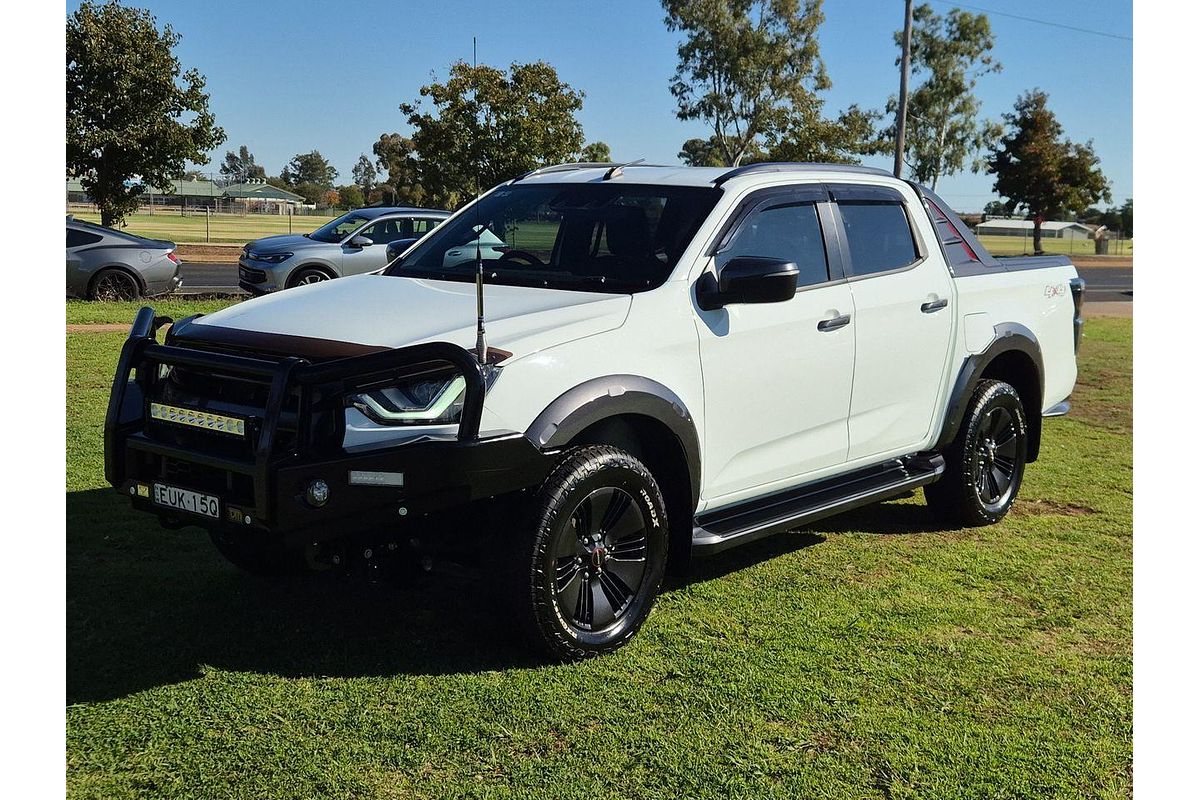 2022 Isuzu D-MAX X-TERRAIN 4X4
