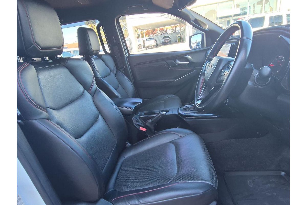 2022 Isuzu D-MAX X-TERRAIN 4X4