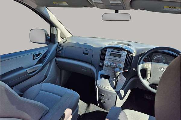 2010 Hyundai iMax  TQ-W