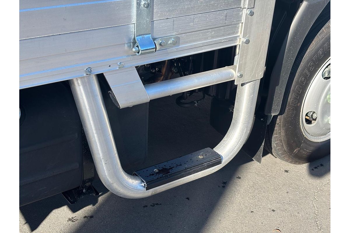 2021 Hino 300 Series 616 Alloy Tray SWB