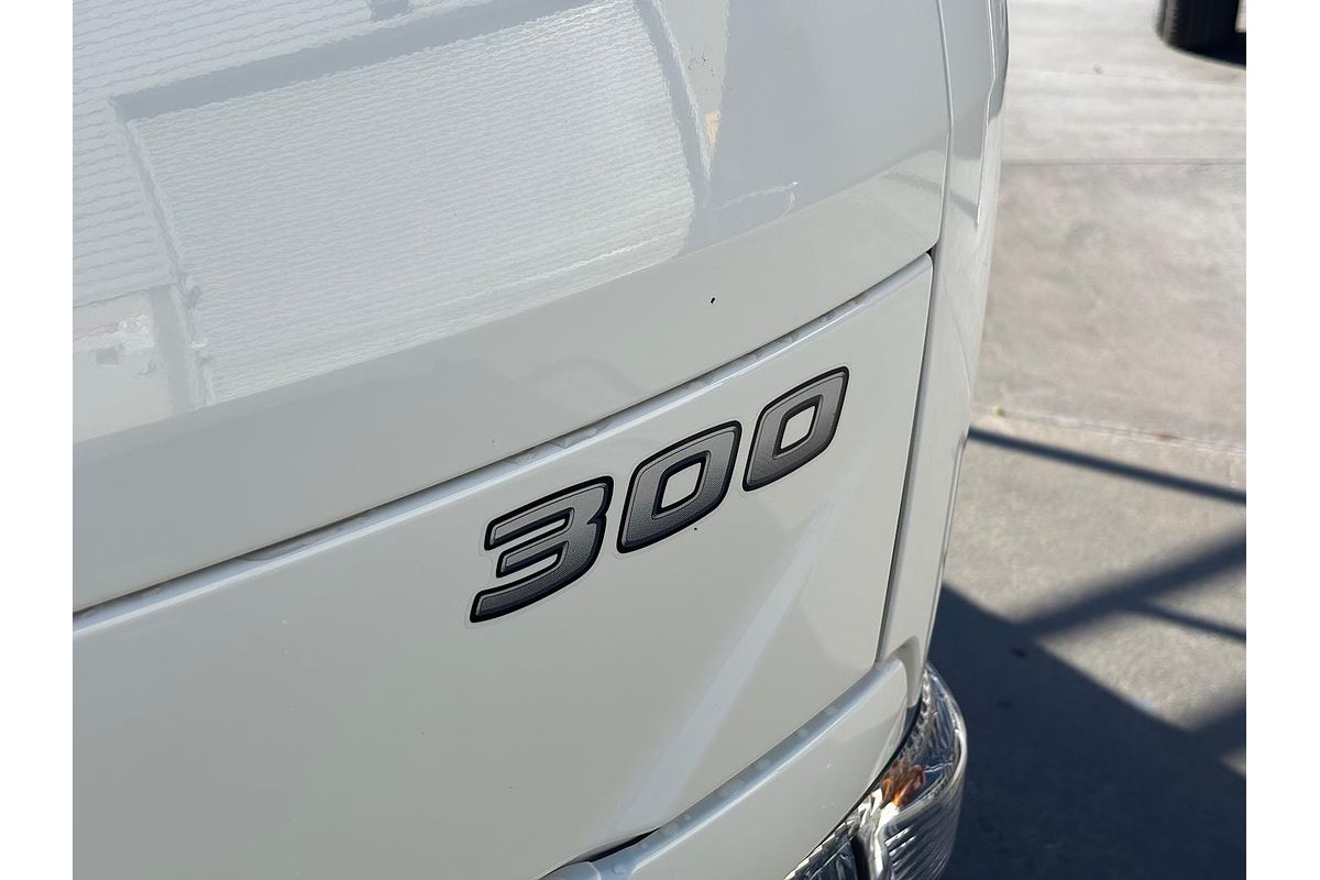 2021 Hino 300 Series 616 Alloy Tray SWB