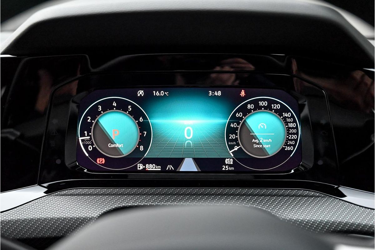 2024 Volkswagen Golf 110TSI R-Line 8