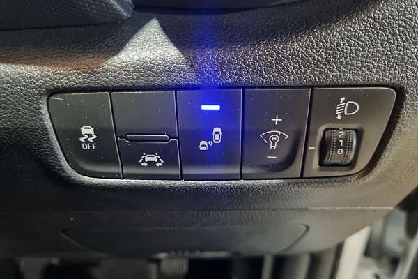 2020 Hyundai Kona Elite OS.3