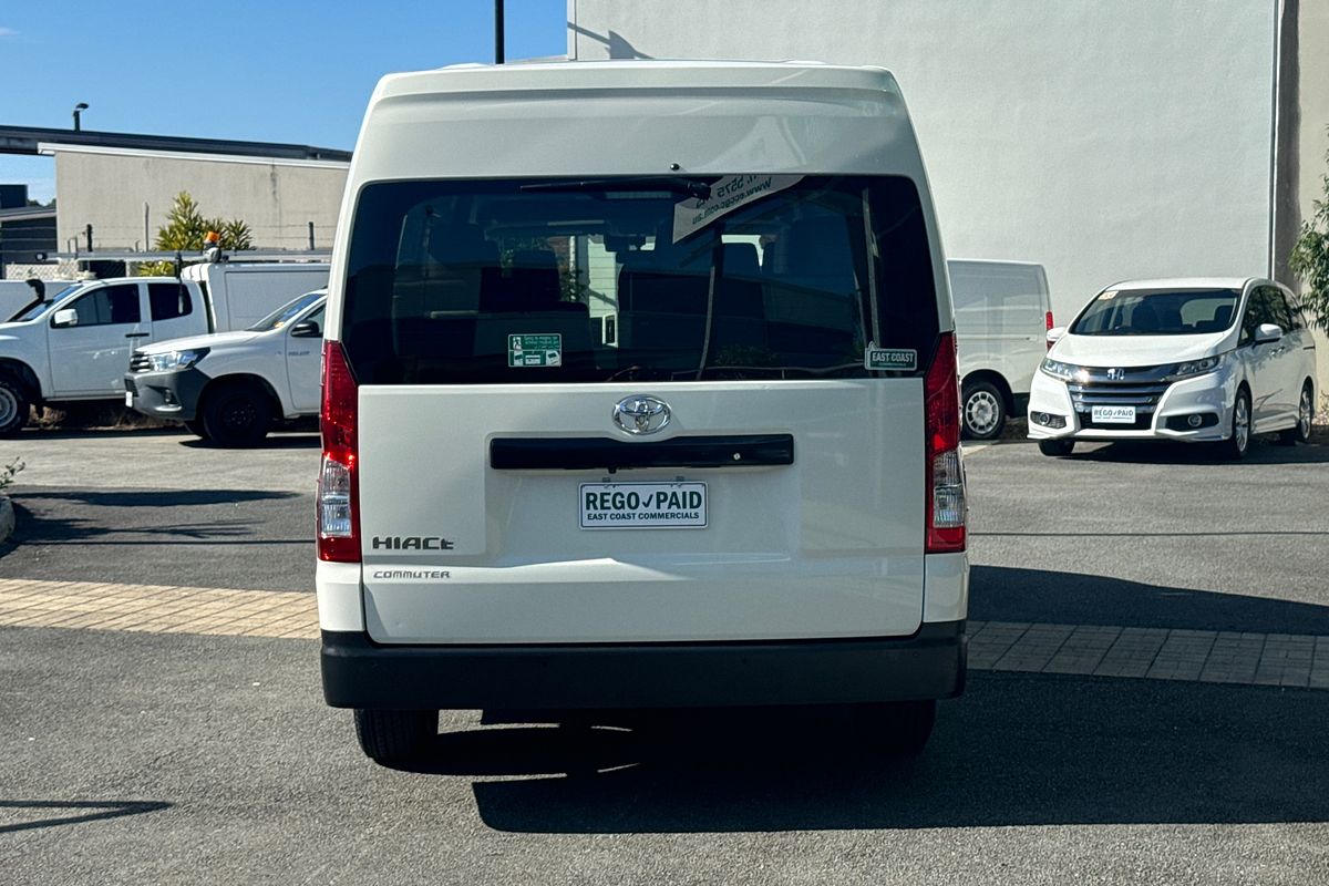 2020 Toyota Hiace Commuter GDH322R