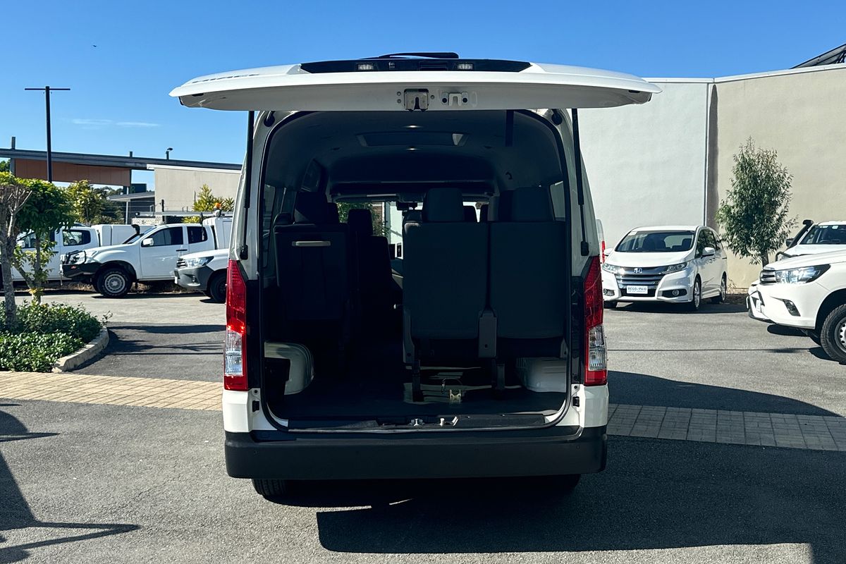 2020 Toyota Hiace Commuter GDH322R