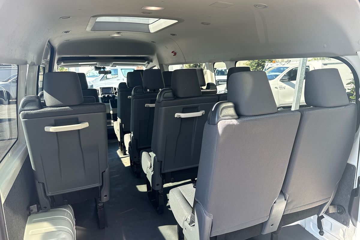 2020 Toyota Hiace Commuter GDH322R