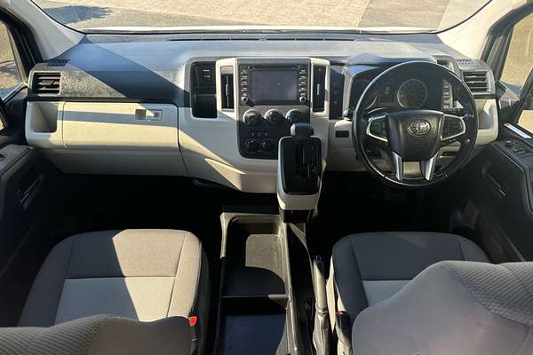 2020 Toyota Hiace Commuter GDH322R