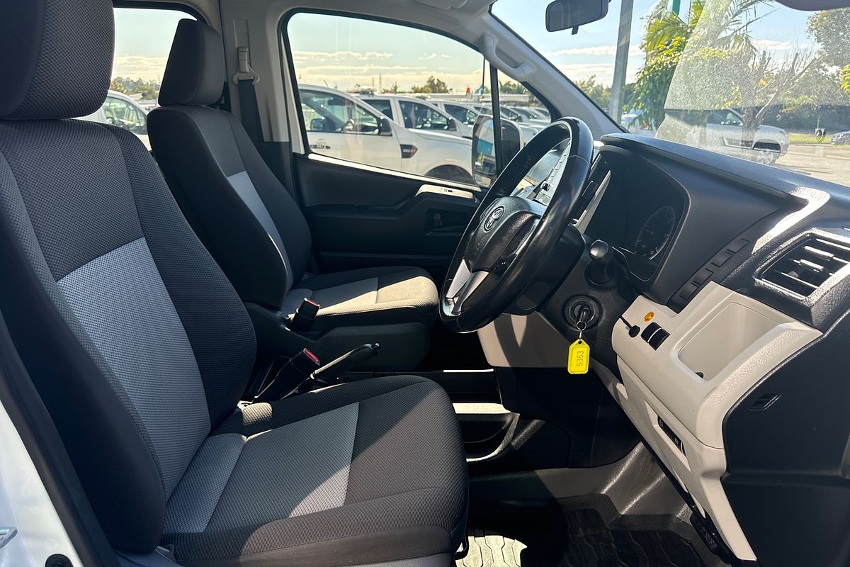 2020 Toyota Hiace Commuter GDH322R
