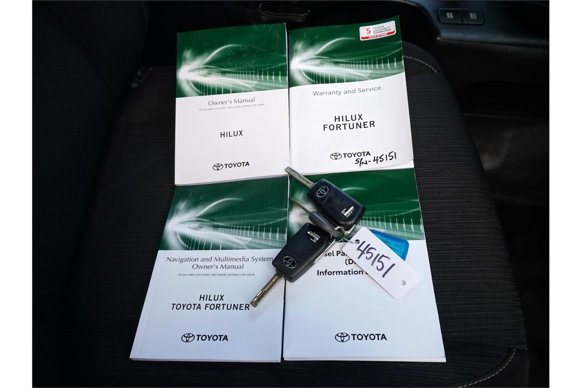2021 Toyota Hilux SR GUN126R 4X4