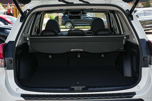 2024 Subaru Forester Hybrid S S5