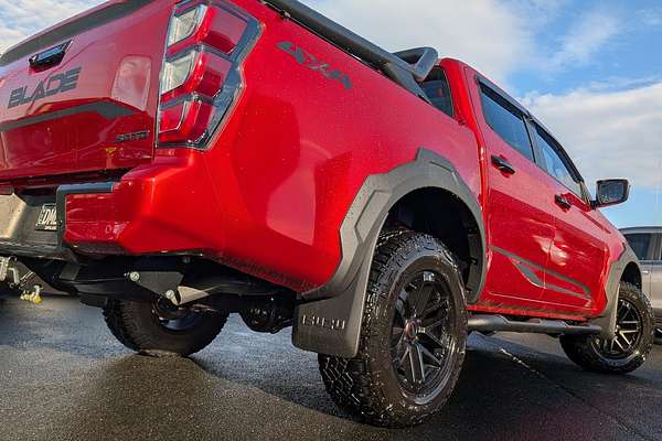 2025 Isuzu D-MAX BLADE 4X4