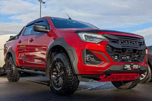 2025 Isuzu D-MAX BLADE 4X4