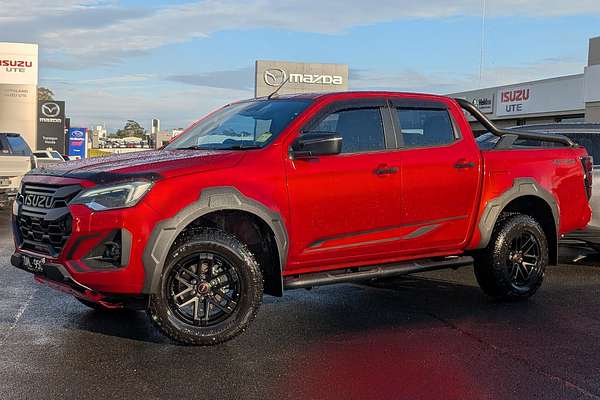 2025 Isuzu D-MAX BLADE 4X4
