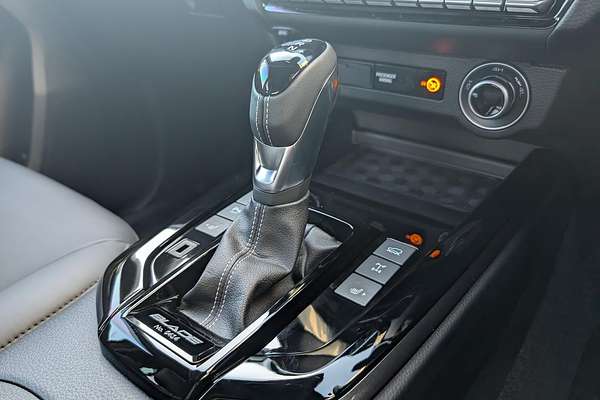 2025 Isuzu D-MAX BLADE 4X4