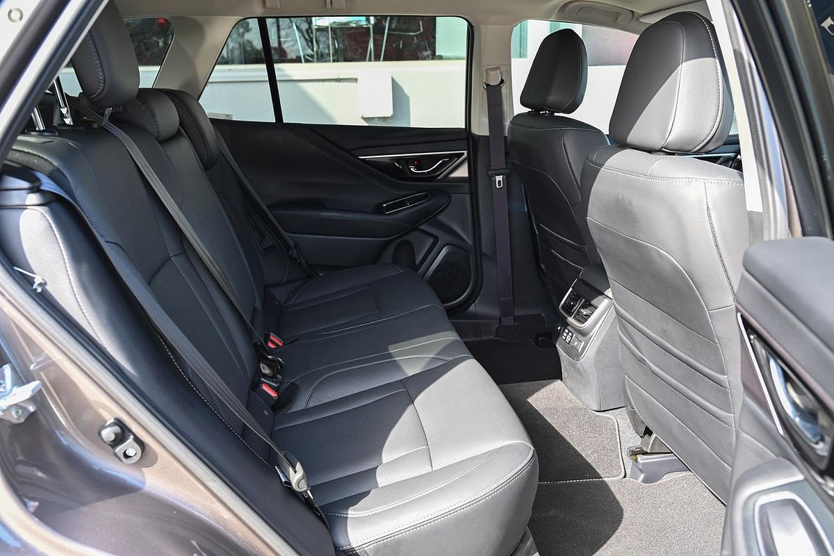 2025 Subaru Outback AWD Touring XT 6GEN