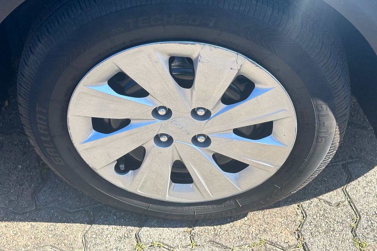 2023 Kia Stonic Sport YB