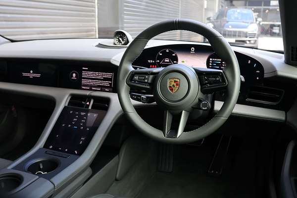 2021 Porsche Taycan Turbo Y1A