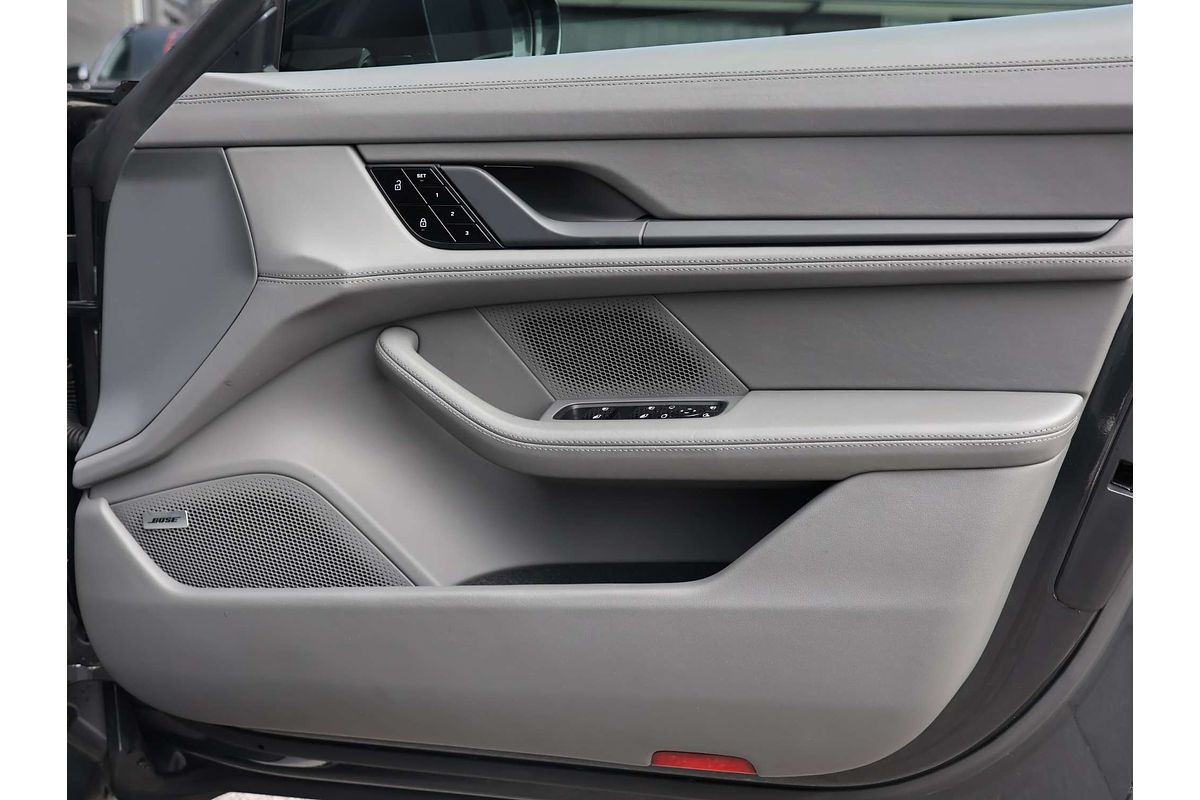 2021 Porsche Taycan Turbo Y1A