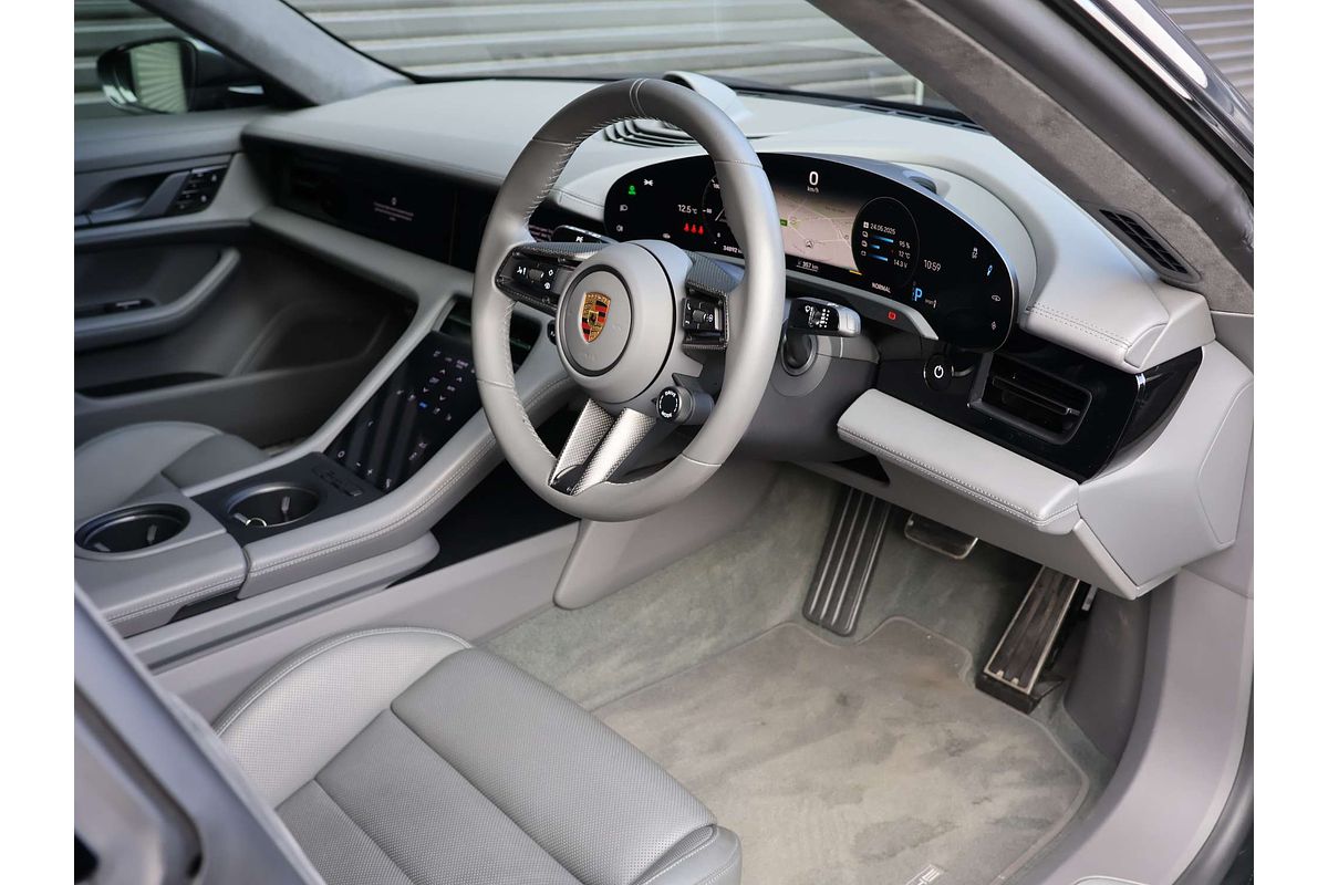 2021 Porsche Taycan Turbo Y1A