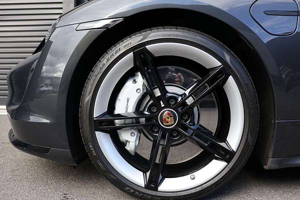2021 Porsche Taycan Turbo Y1A
