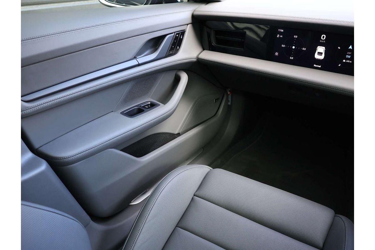 2021 Porsche Taycan Turbo Y1A