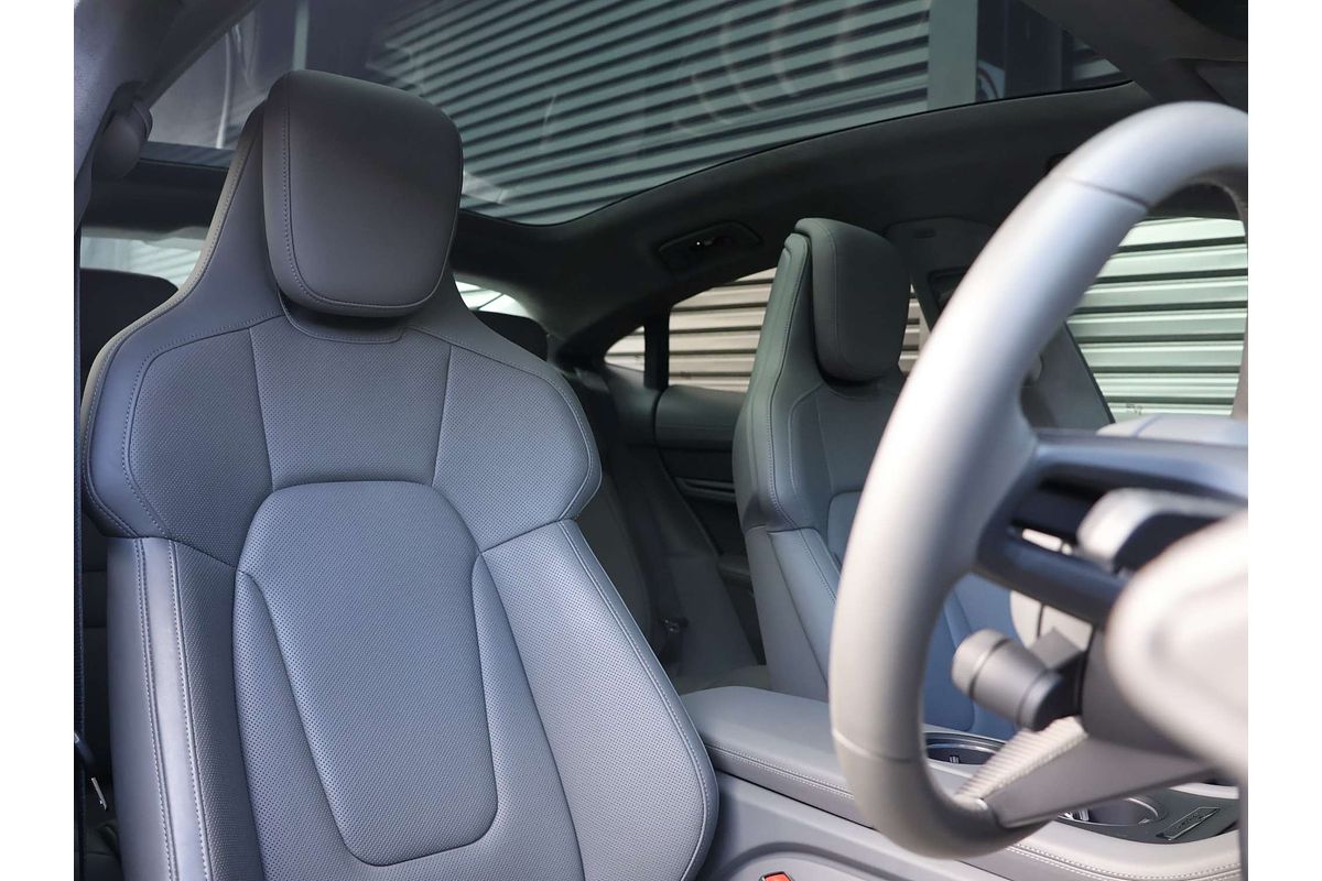 2021 Porsche Taycan Turbo Y1A