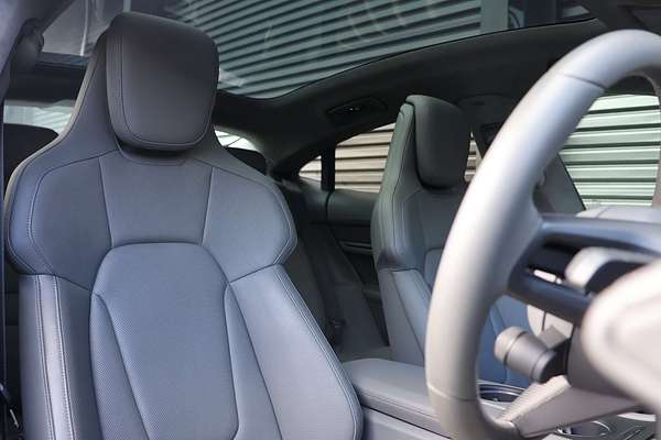 2021 Porsche Taycan Turbo Y1A