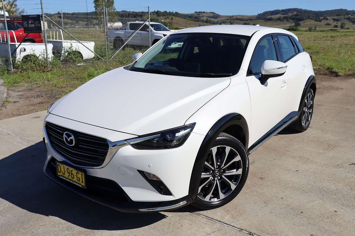 2023 Mazda CX-3 sTouring DK