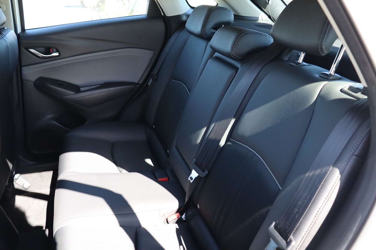 2023 Mazda CX-3 sTouring DK
