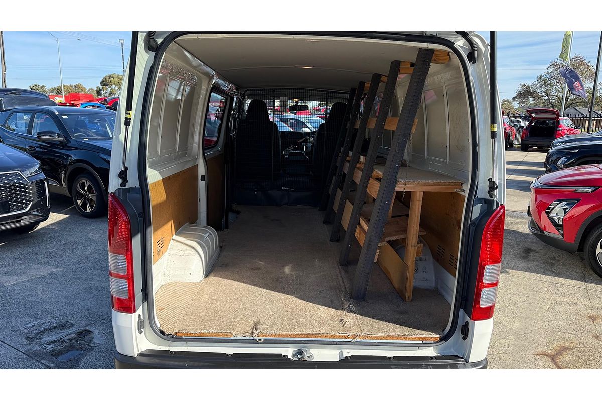 2018 Toyota Hiace KDH201R LWB