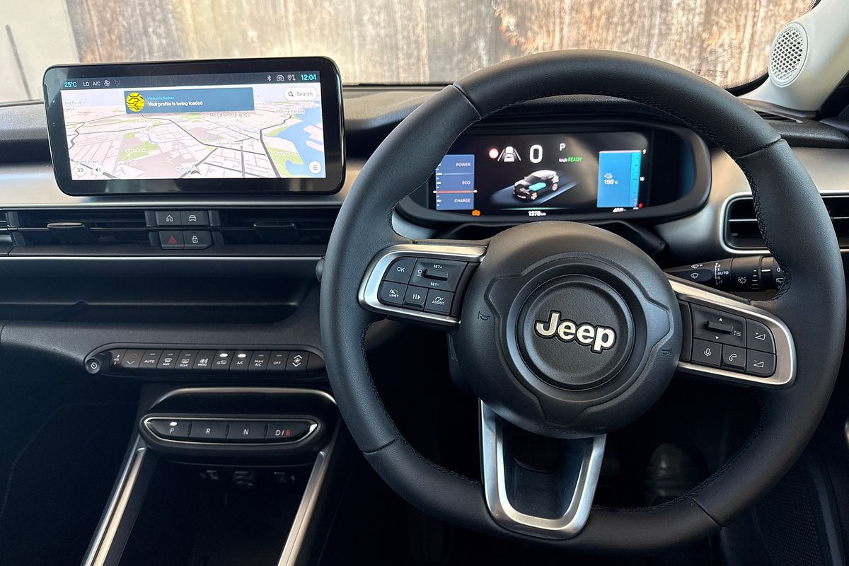 2024 Jeep Avenger Limited JJ