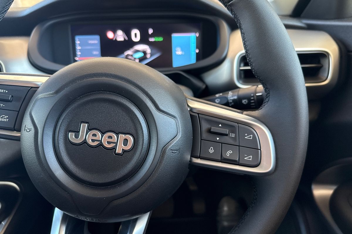 2024 Jeep Avenger Limited JJ