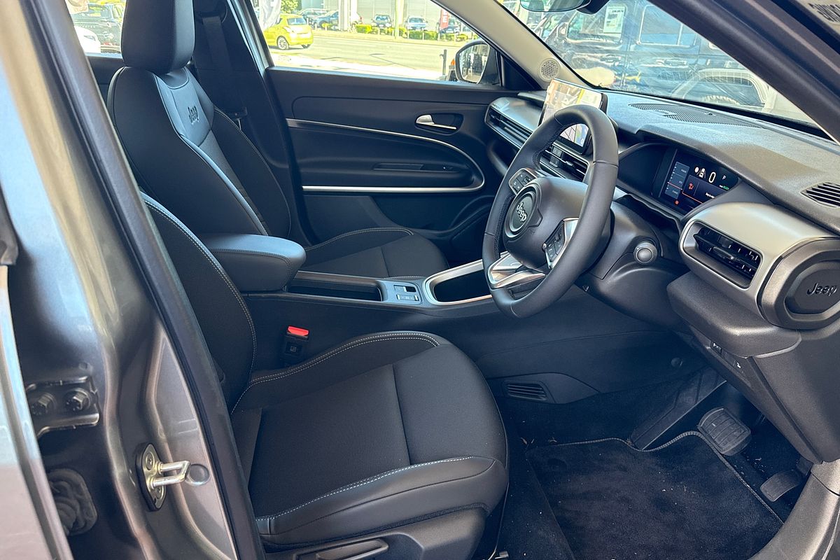 2024 Jeep Avenger Limited JJ
