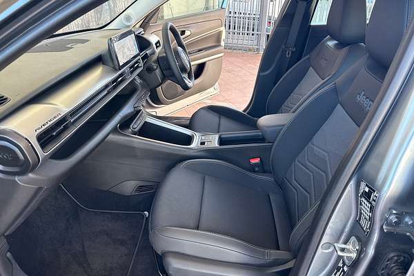 2024 Jeep Avenger Limited JJ